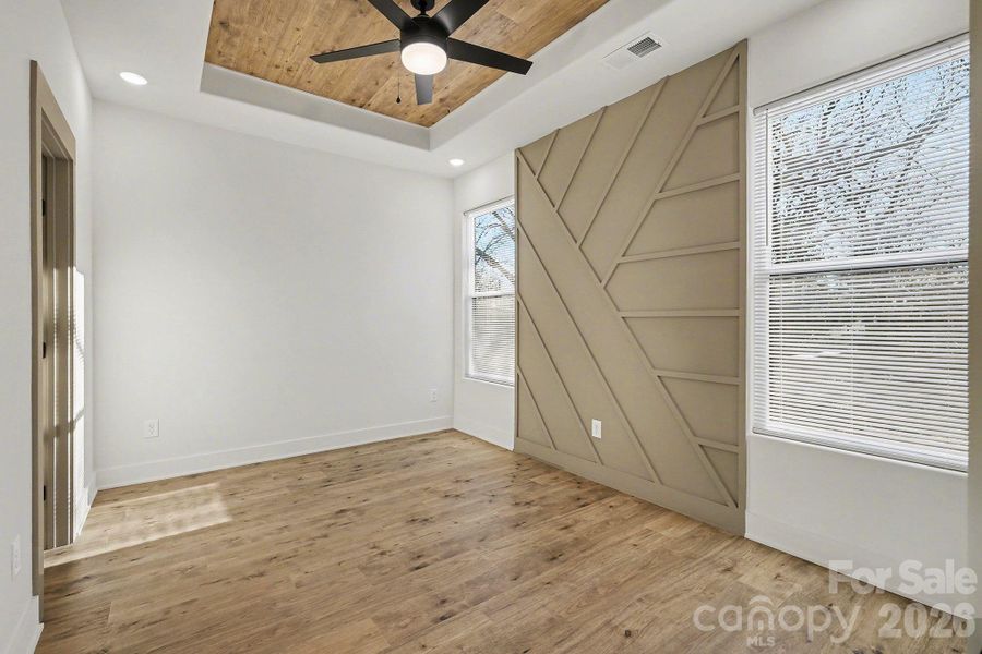 Spacious, unfurnished interior of a new home in , Concord (Image 14).