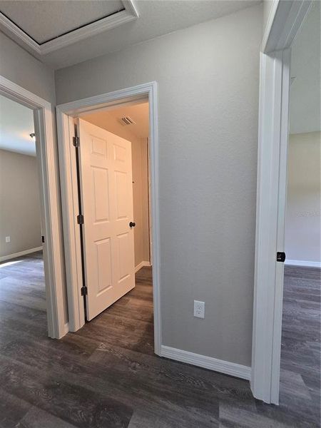 Spacious, unfurnished interior of a new home in , Ocklawaha (Image 28). Spacious, unfurnished interior of a new home in , Ocklawaha (Image 28).