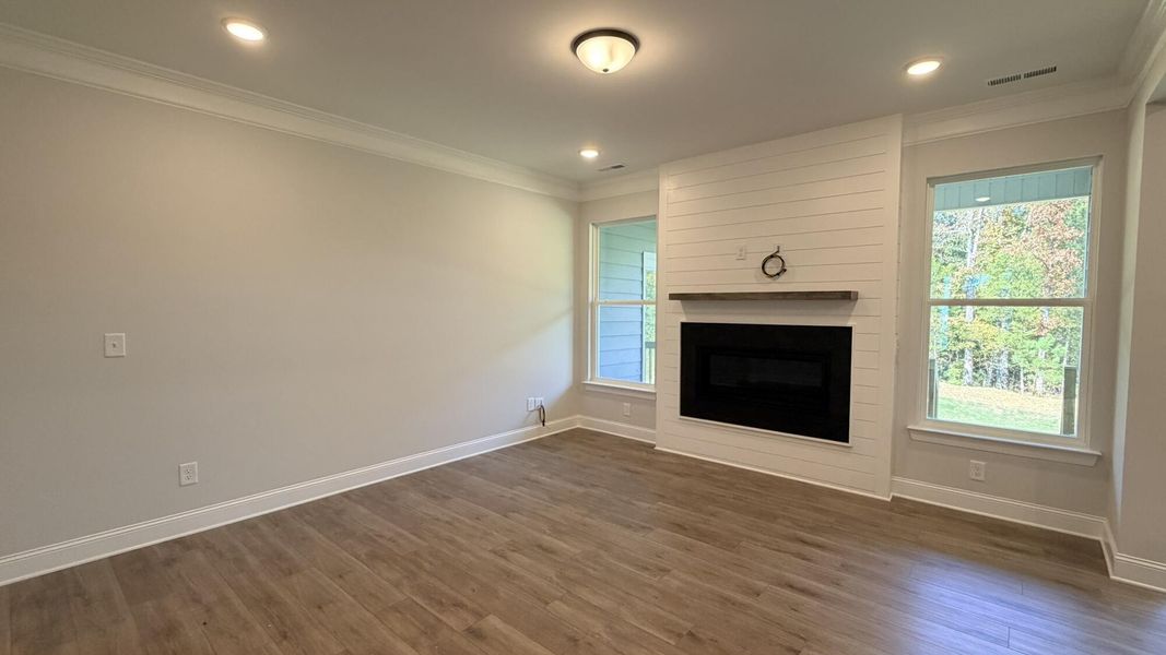 Spacious, unfurnished interior of a new home in Waterford Commons, Rock Hill (Image 19). Spacious, unfurnished interior of a new home in Waterford Commons, Rock Hill (Image 19).