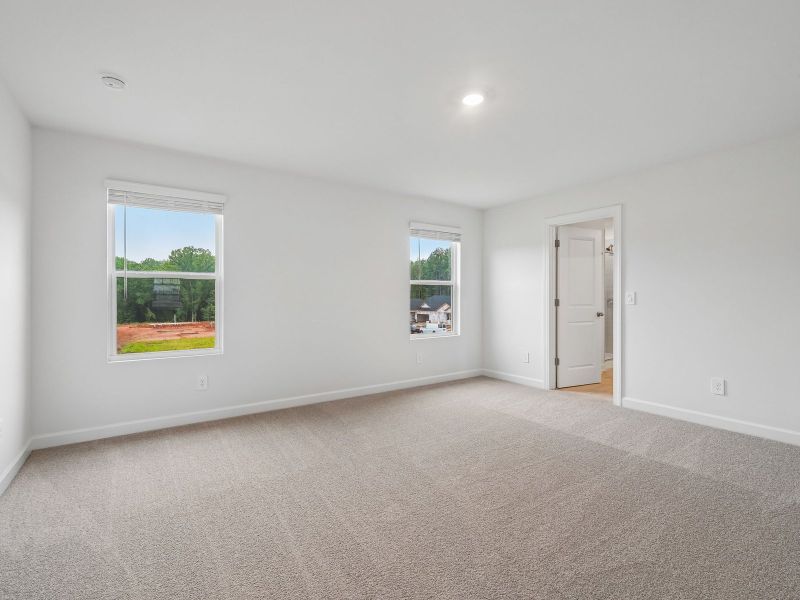 Spacious, unfurnished interior of a new home in Oxford Station, Salisbury (Image 17).