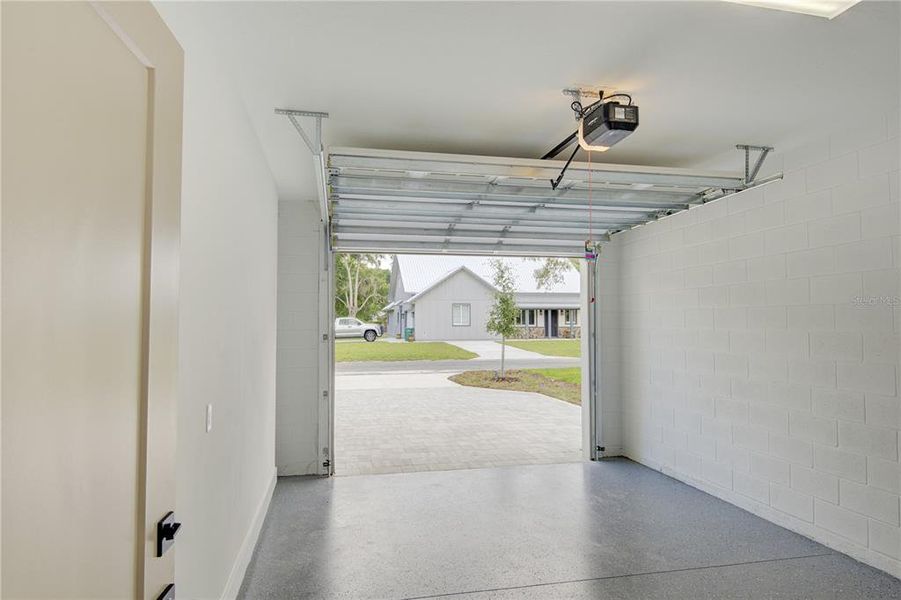 Spacious, unfurnished interior of a new home in , Mount Dora (Image 45). Spacious, unfurnished interior of a new home in , Mount Dora (Image 45).