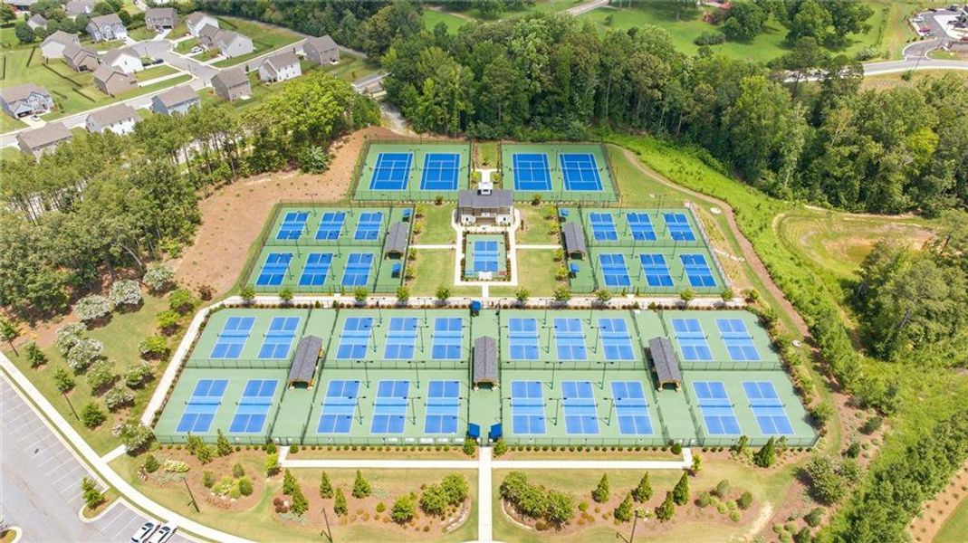Community amenities in Twin Lakes, Hoschton (Image 35).