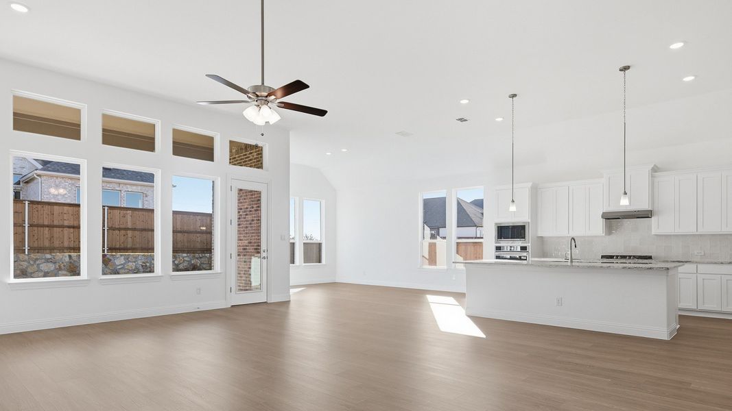 Furnished interior view inside a new home in Rio Vista at Kelly Ranch, Aledo (Image 24).