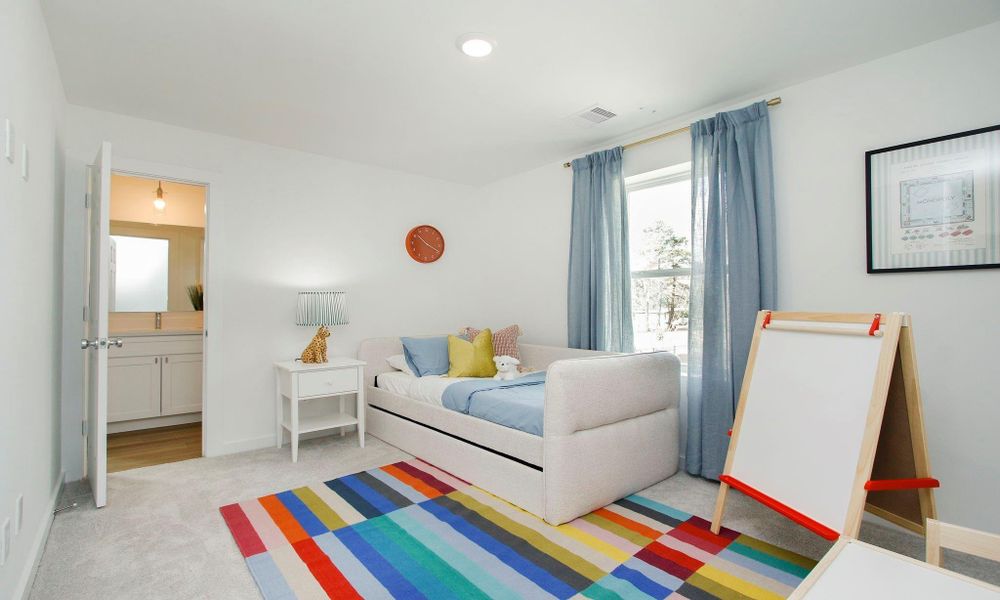 Furnished interior view inside a new home in , Conroe (Image 12).