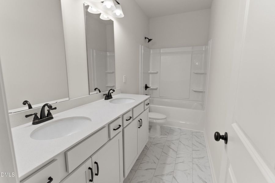 Dual Vanity Secondary Bath Dual Vanity Secondary Bath