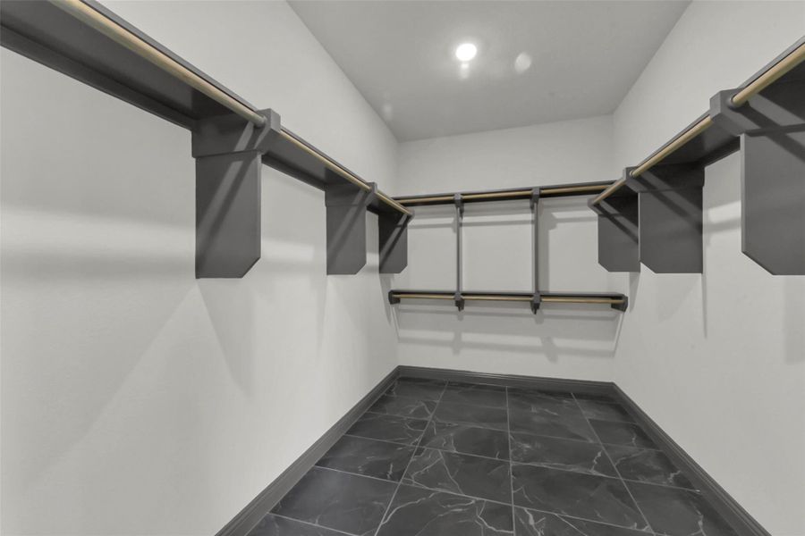 Spacious, unfurnished interior of a new home in Evergreen 55', Conroe (Image 20).