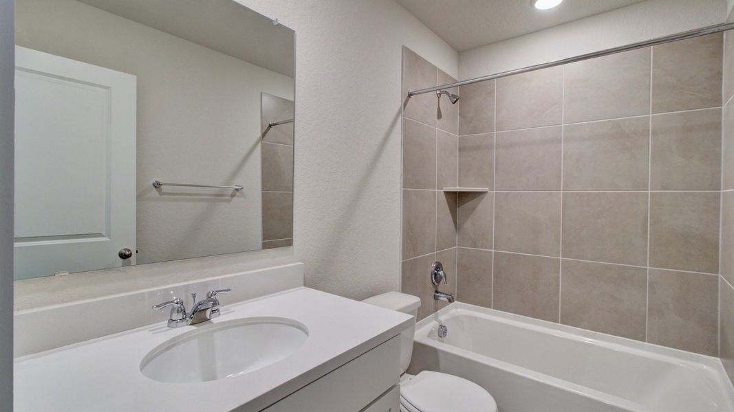 Furnished interior view inside a new home in Cloud Country, New Braunfels (Image 12).