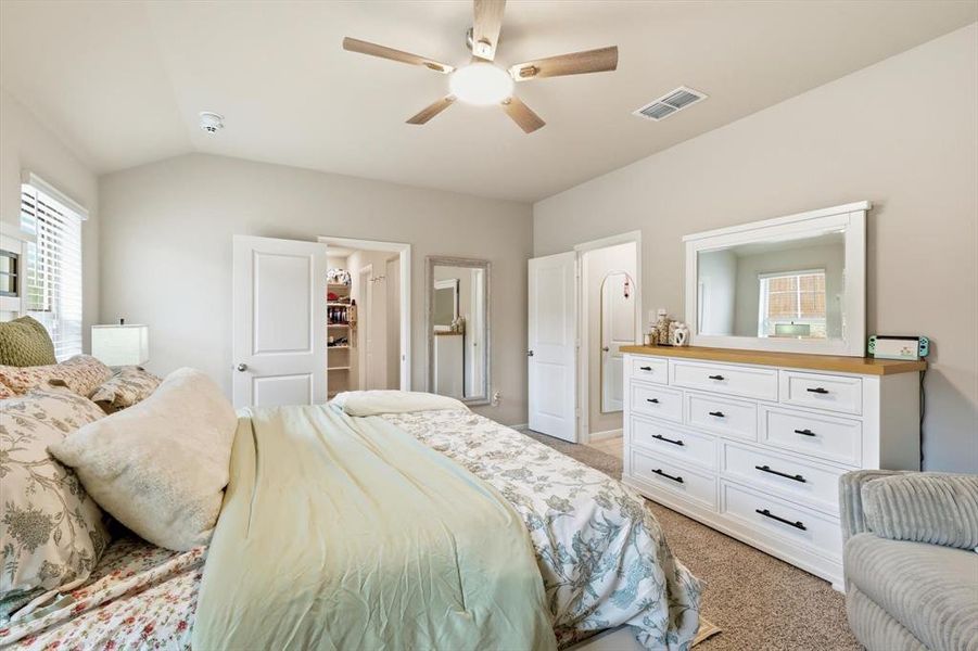 Furnished interior view inside a new home in Hickory Grove, Denton (Image 30).