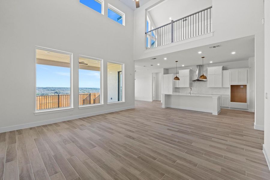 Spacious, unfurnished interior of a new home in Lariat, Liberty Hill (Image 21).