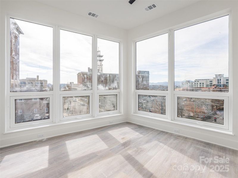 Photo Similar Photo Similar