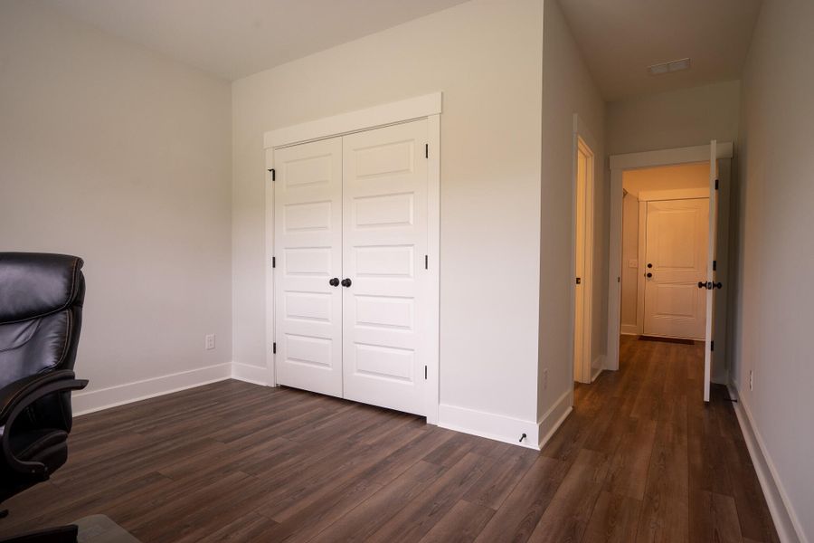 Image 45 of a home in Hewing Farms.