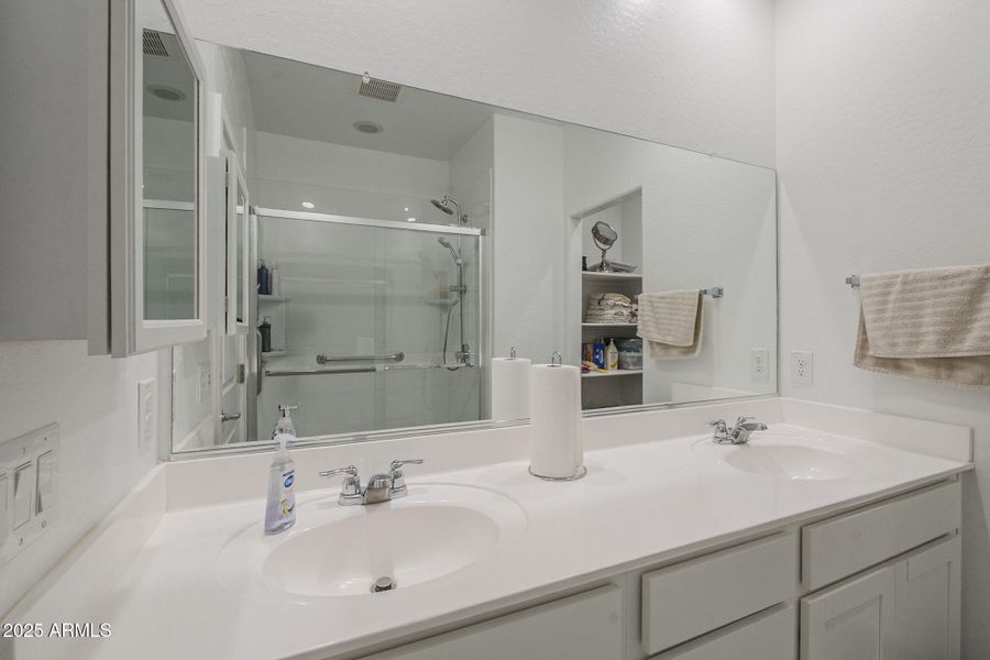 22-web-or-mls-Kendall-22 22-web-or-mls-Kendall-22