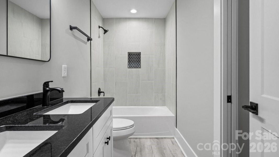3320 Boyd St, Unit: A - Hallway Bathroom 3320 Boyd St, Unit: A - Hallway Bathroom