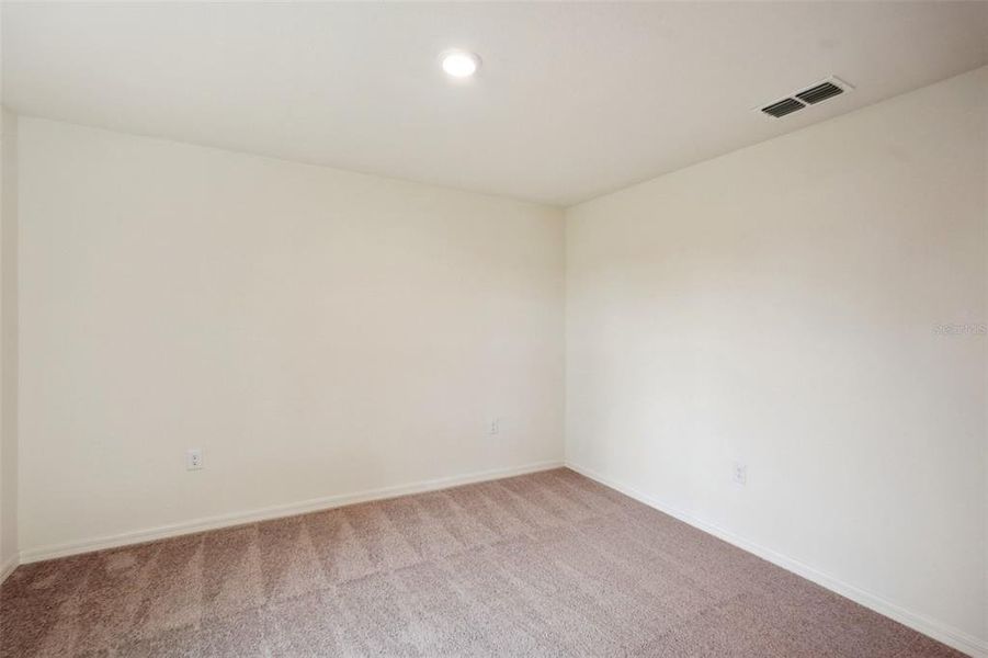 Spacious, unfurnished interior of a new home in Royal Highlands, Weeki Wachee (Image 15). Spacious, unfurnished interior of a new home in Royal Highlands, Weeki Wachee (Image 15).