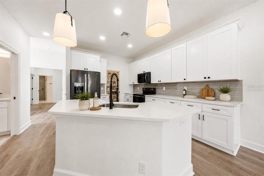 Furnished interior view inside a new home in , Eustis (Image 10).