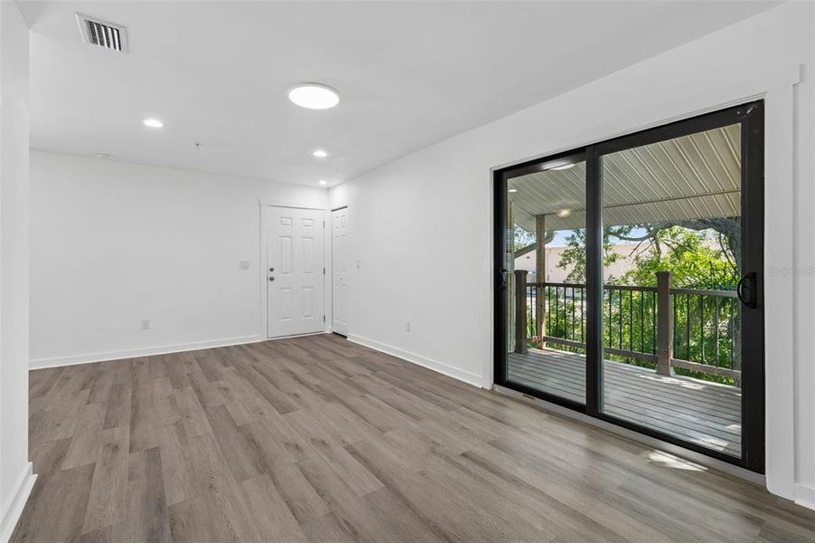 Spacious, unfurnished interior of a new home in , Oldsmar (Image 35). Spacious, unfurnished interior of a new home in , Oldsmar (Image 35).