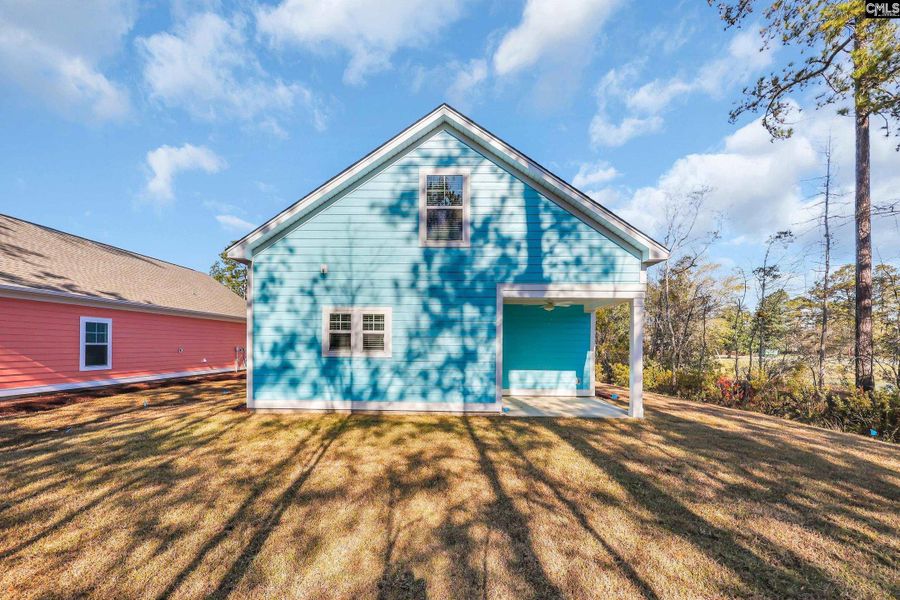 Exterior details and patio area of a home in Bickley Station, Irmo (Image 2).