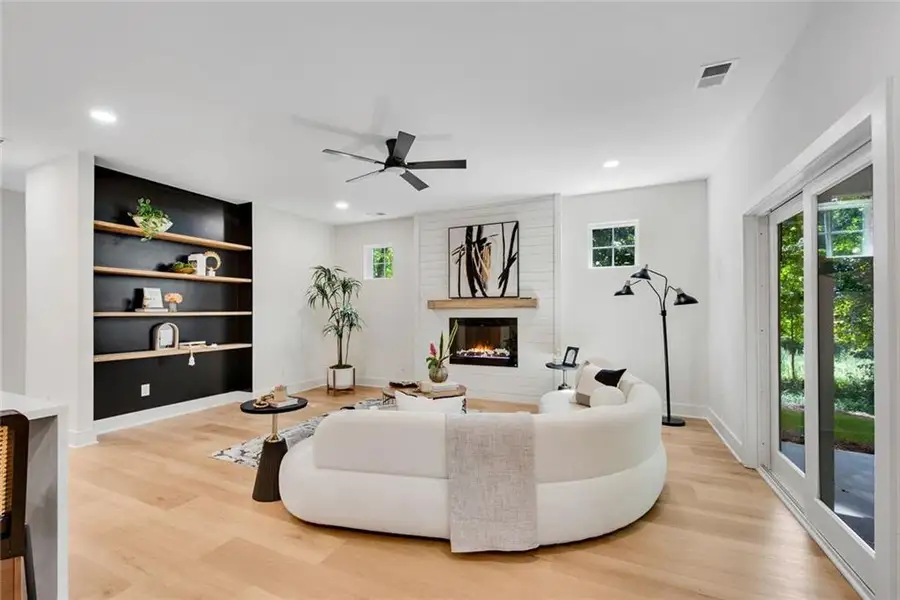 Furnished interior view inside a new home in , Dallas (Image 9). Furnished interior view inside a new home in , Dallas (Image 9).