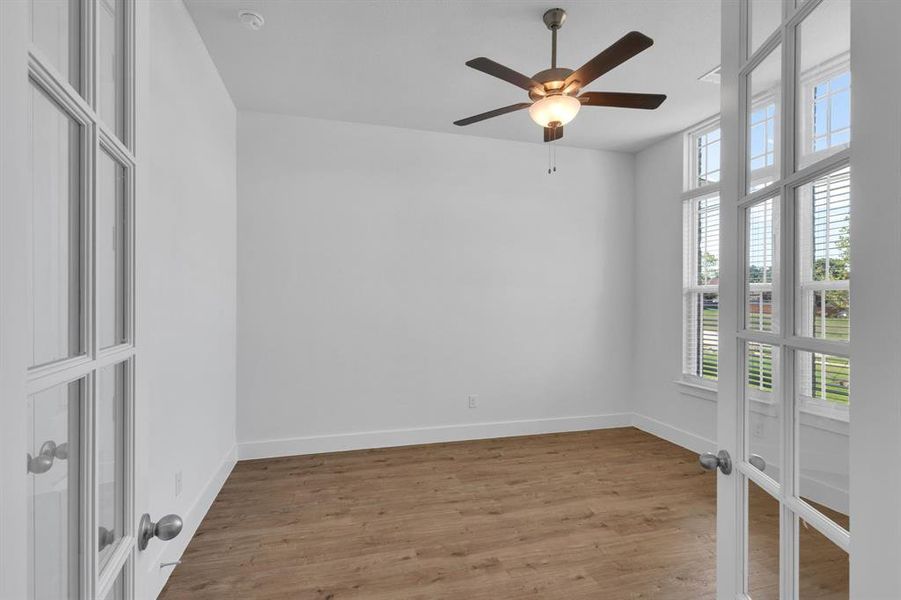 Spacious, unfurnished interior of a new home in Ten Mile Creek Estates, DeSoto (Image 21). Spacious, unfurnished interior of a new home in Ten Mile Creek Estates, DeSoto (Image 21).