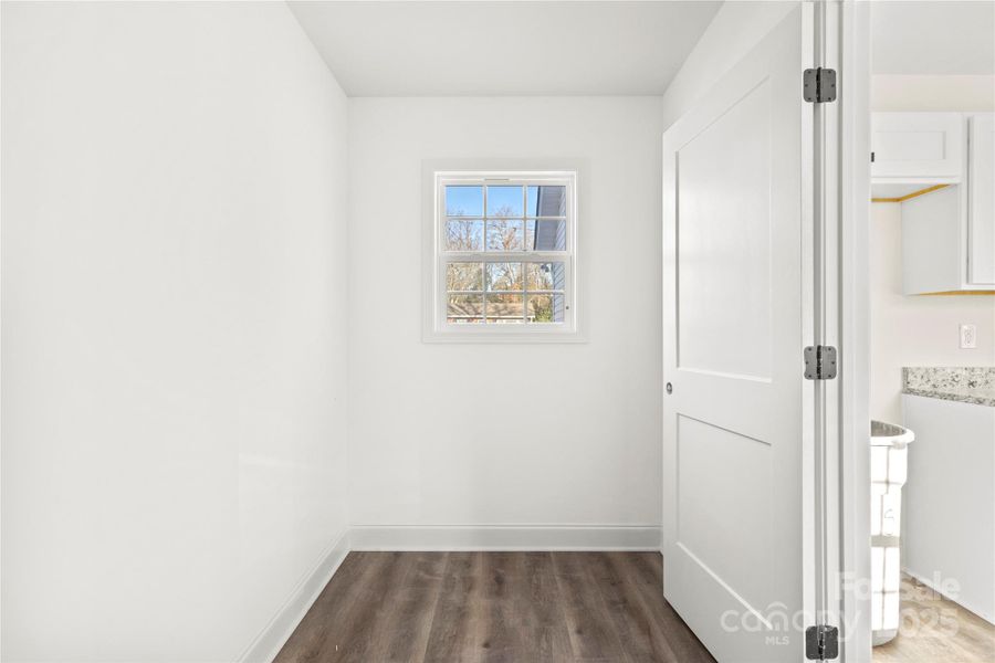 Spacious, unfurnished interior of a new home in , Rock Hill (Image 9).