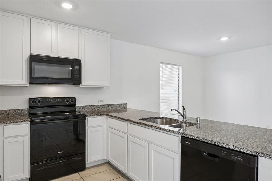 Furnished interior view inside a new home in Trinity West, Dallas (Image 8).