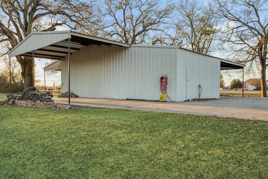 Exterior details and patio area of a home in , Paris (Image 4). Exterior details and patio area of a home in , Paris (Image 4).