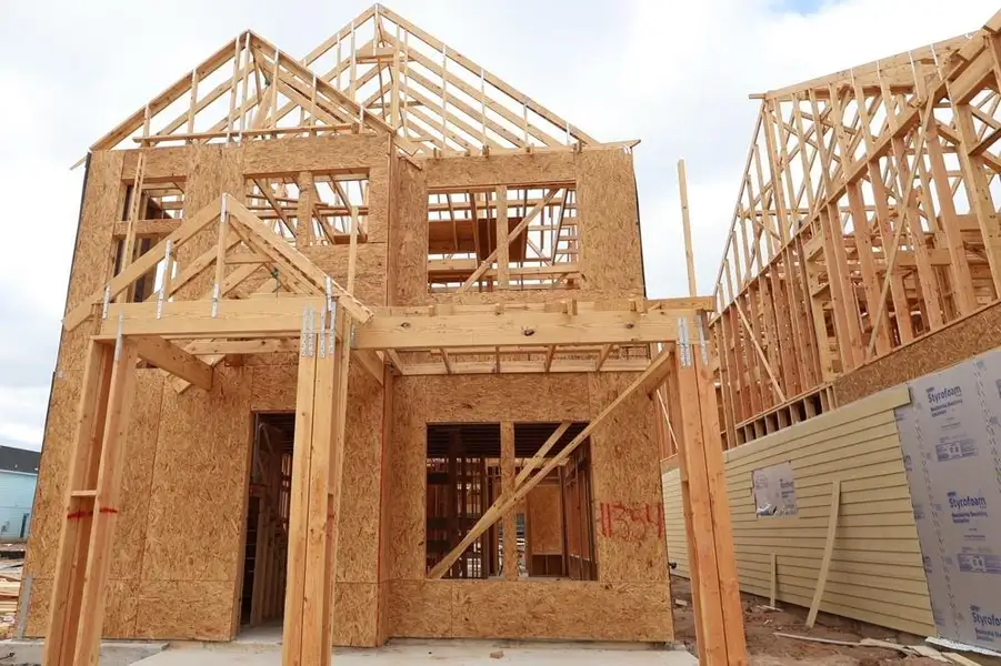 Let us show you how our advanced framing techniques have stood the test of time and allow more insulation for a quieter and more energy efficient home.