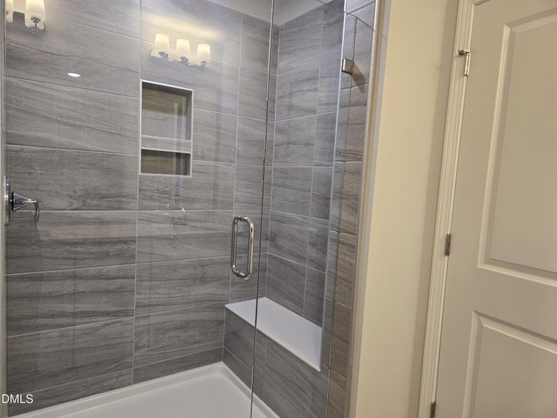 1000016460 1000016460