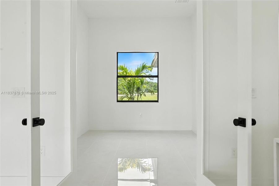 Furnished interior view inside a new home in , Cape Coral (Image 9). Furnished interior view inside a new home in , Cape Coral (Image 9).