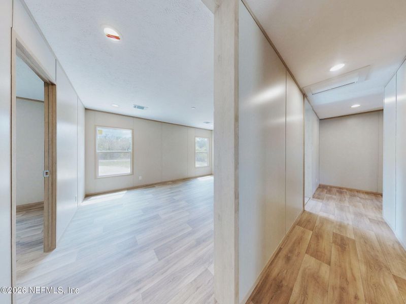 Spacious, unfurnished interior of a new home in , Keystone Heights (Image 56).