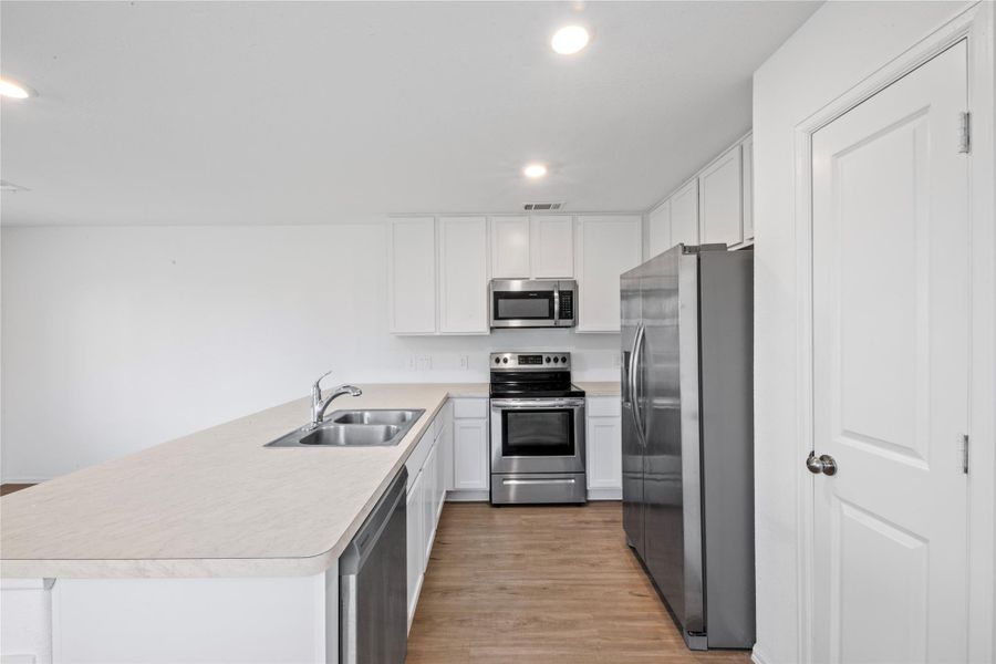 Furnished interior view inside a new home in Santa Fe, Cleveland (Image 6). Furnished interior view inside a new home in Santa Fe, Cleveland (Image 6).