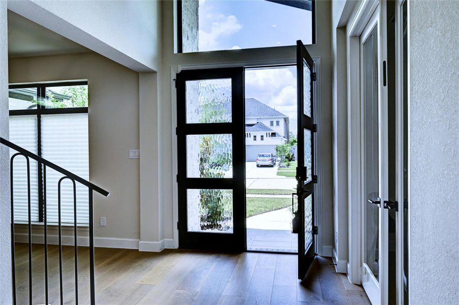 Spacious, unfurnished interior of a new home in , Fulshear (Image 19).