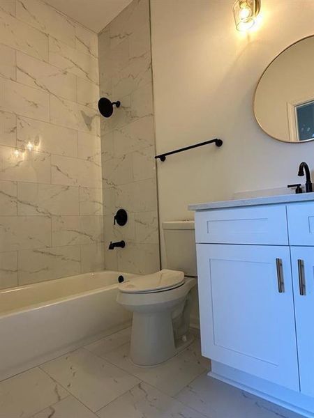 Furnished interior view inside a new home in , Hogansville (Image 10).