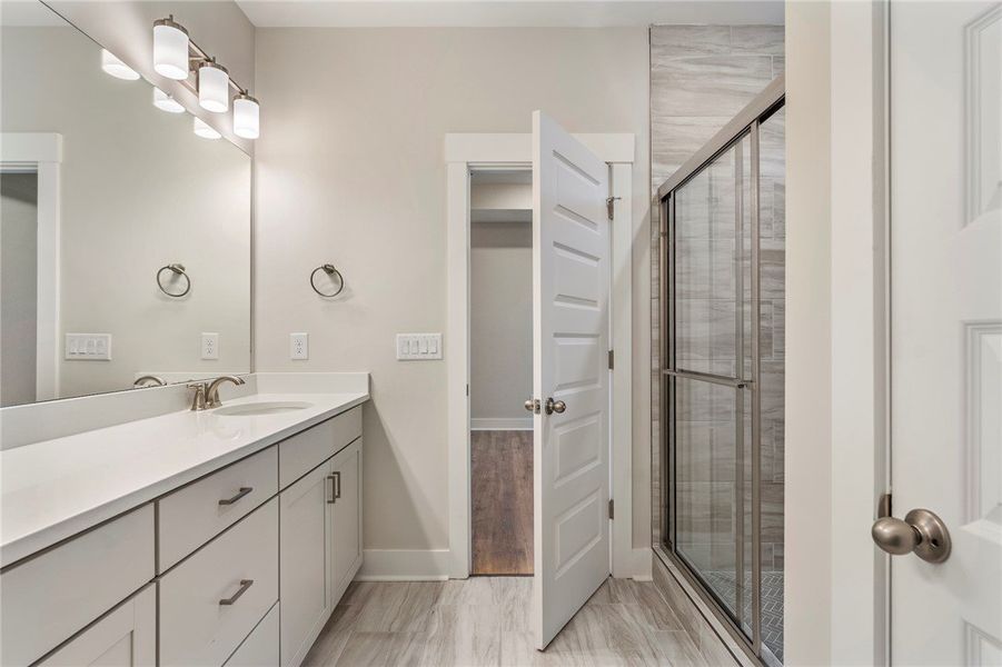 Furnished interior view inside a new home in Cross Creek Plantation, Seneca (Image 13).