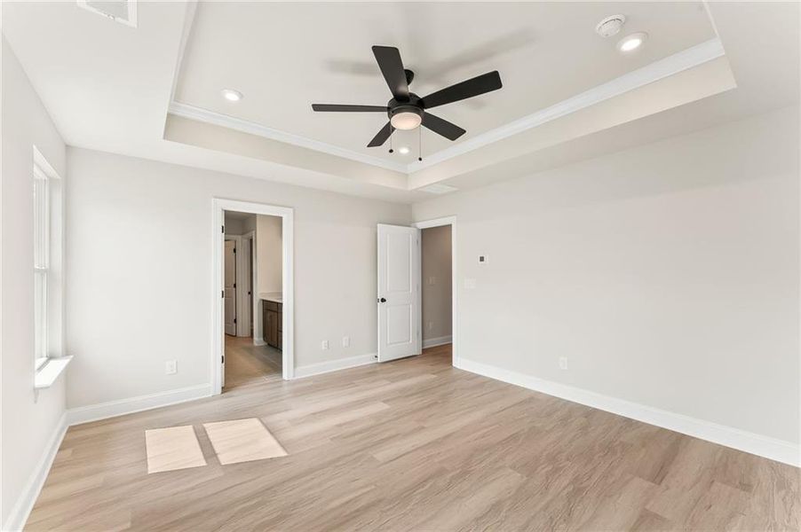 Spacious, unfurnished interior of a new home in The Village at Shallowford, Kennesaw (Image 17).