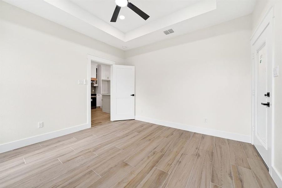 Spacious, unfurnished interior of a new home in , Enchanted Oaks (Image 24). Spacious, unfurnished interior of a new home in , Enchanted Oaks (Image 24).