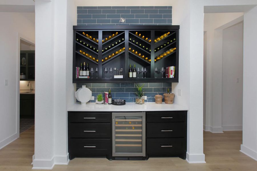 The Brynlee II Wine Bar