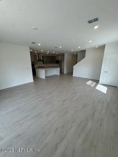 Spacious, unfurnished interior of a new home in Brook Forest, St. Augustine (Image 6).