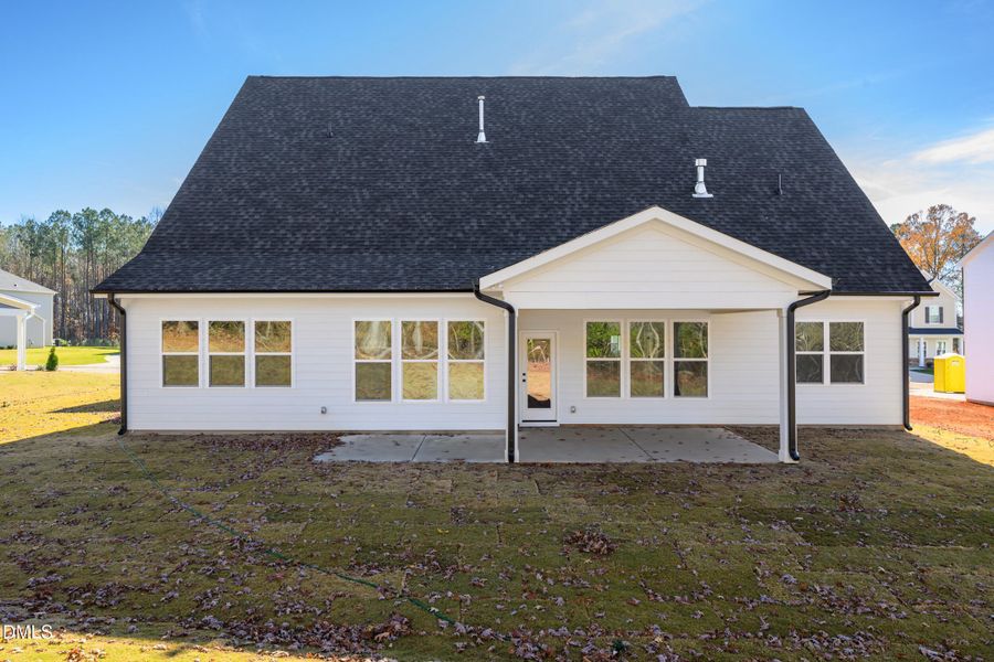 40 -140 w fountainhead lane, exterior 40 -140 w fountainhead lane, exterior