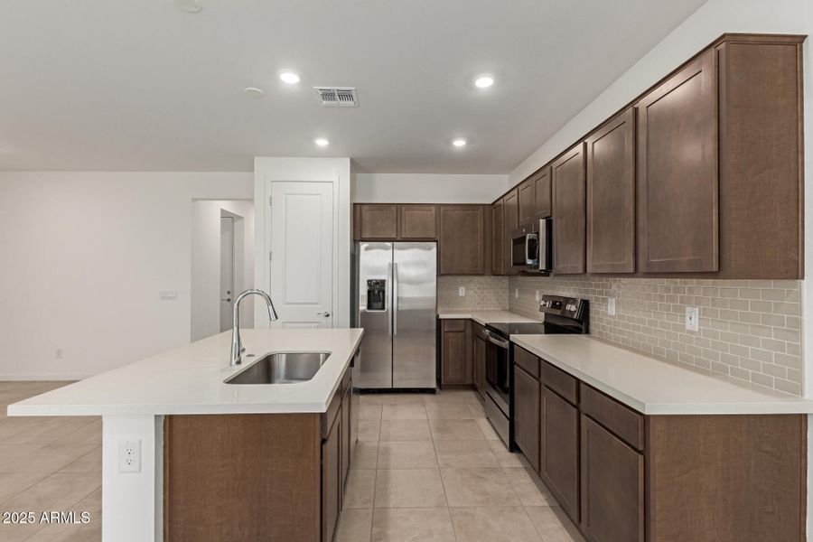 12 - Huntington 12 - Huntington