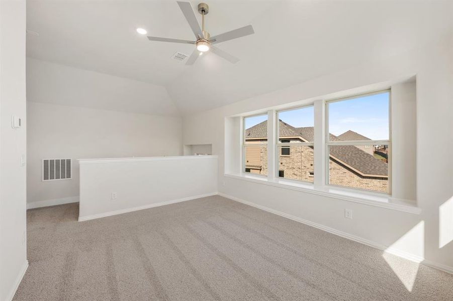 Spacious, unfurnished interior of a new home in Sable Creek, Sanger (Image 32). Spacious, unfurnished interior of a new home in Sable Creek, Sanger (Image 32).