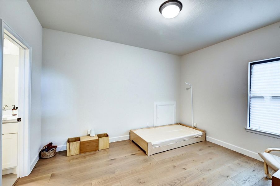 Furnished interior view inside a new home in , Fulshear (Image 17).