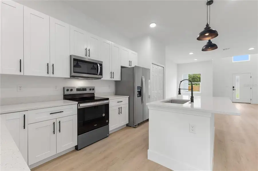 Furnished interior view inside a new home in , Ocala (Image 5).