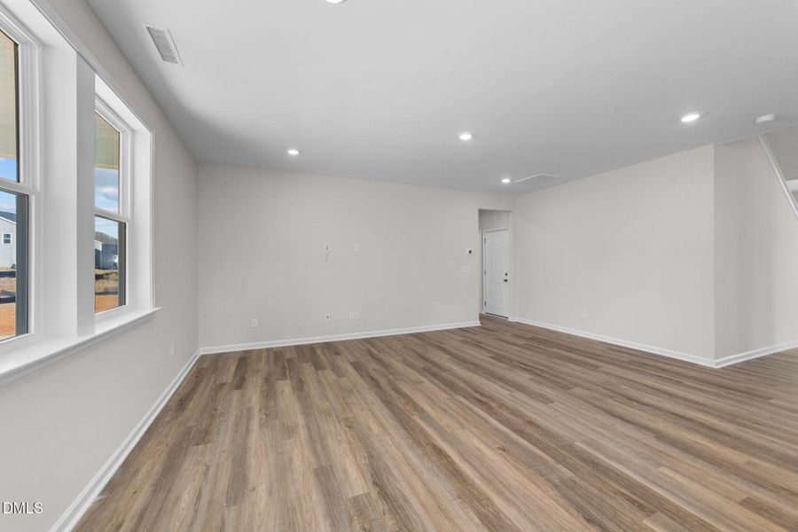 28-web-or-mls-VB4A6141