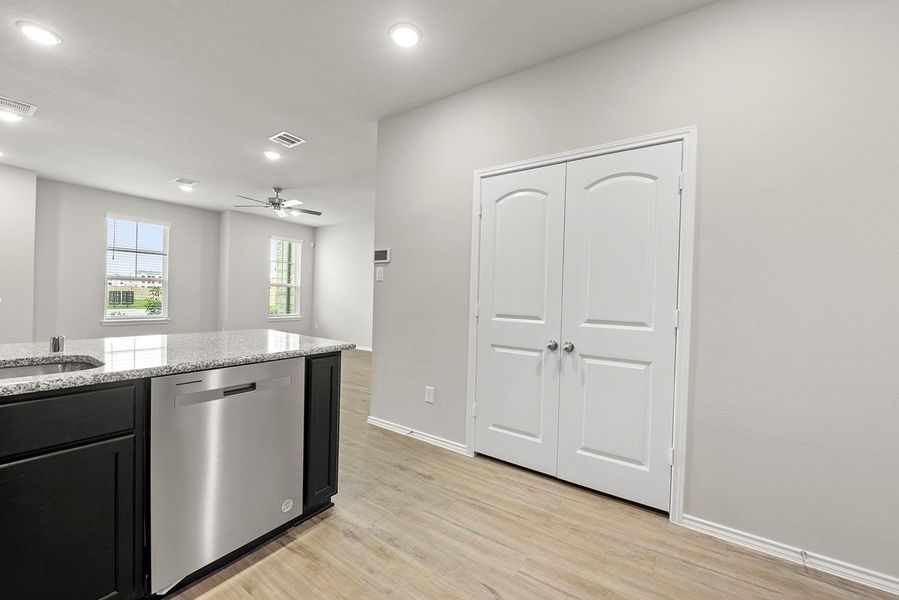 Feel like a part of all the fun with the openness of this kitchen and family room during all your gatherings! Feel like a part of all the fun with the openness of this kitchen and family room during all your gatherings!