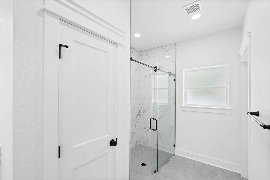 Image 38 of a home in .