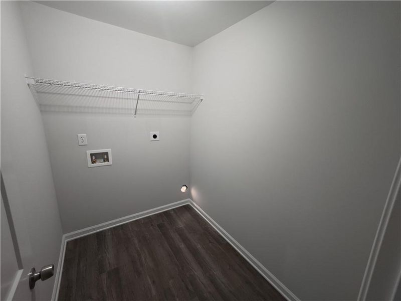 Spacious, unfurnished interior of a new home in , Temple (Image 9).