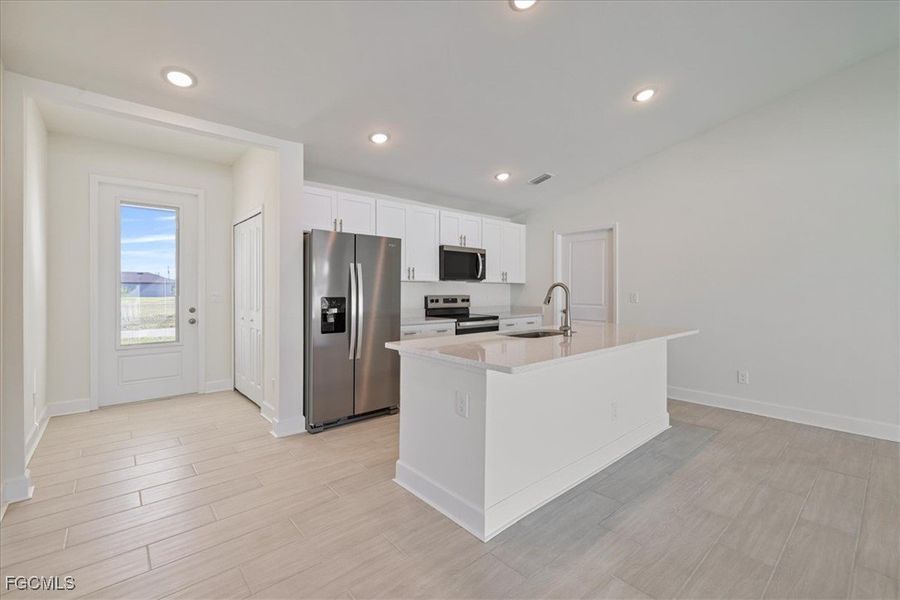 Furnished interior view inside a new home in Cape Coral, Cape Coral (Image 8).