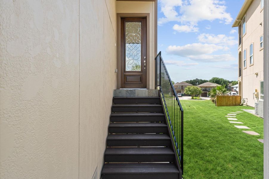 Image 36 of a home in .