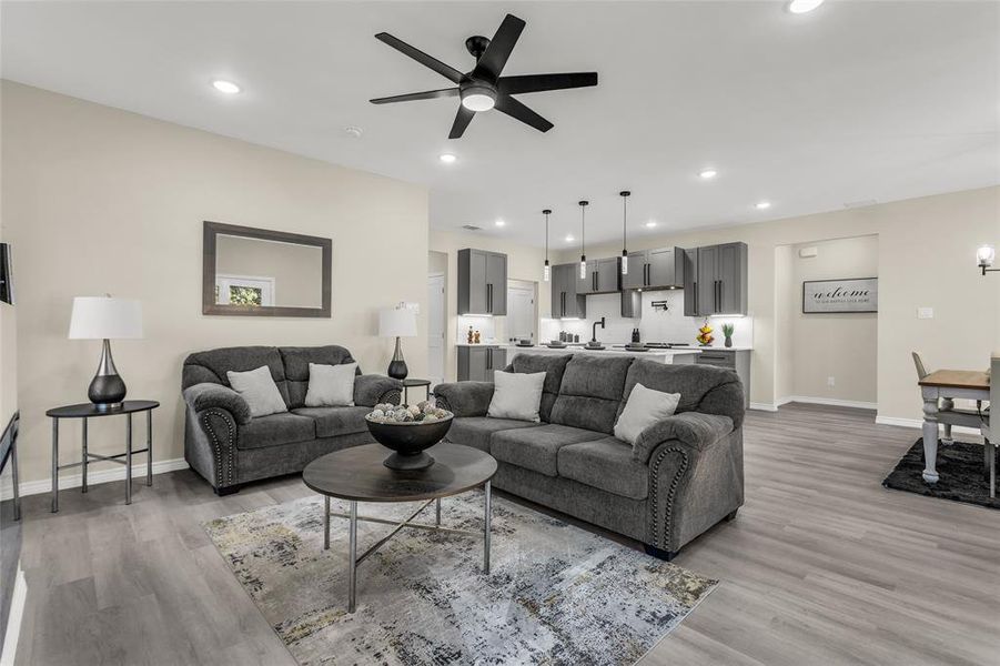Furnished interior view inside a new home in , Gun Barrel City (Image 14).